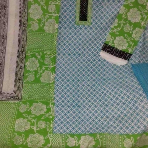 ব্লকের আনস্টিচড থ্রিপিস 6 1